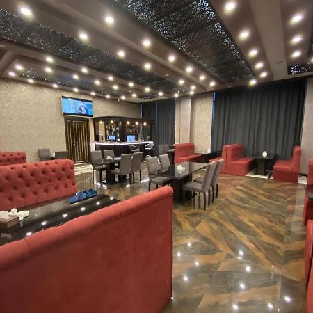 Vg Hotel Jereván Kültér fotó