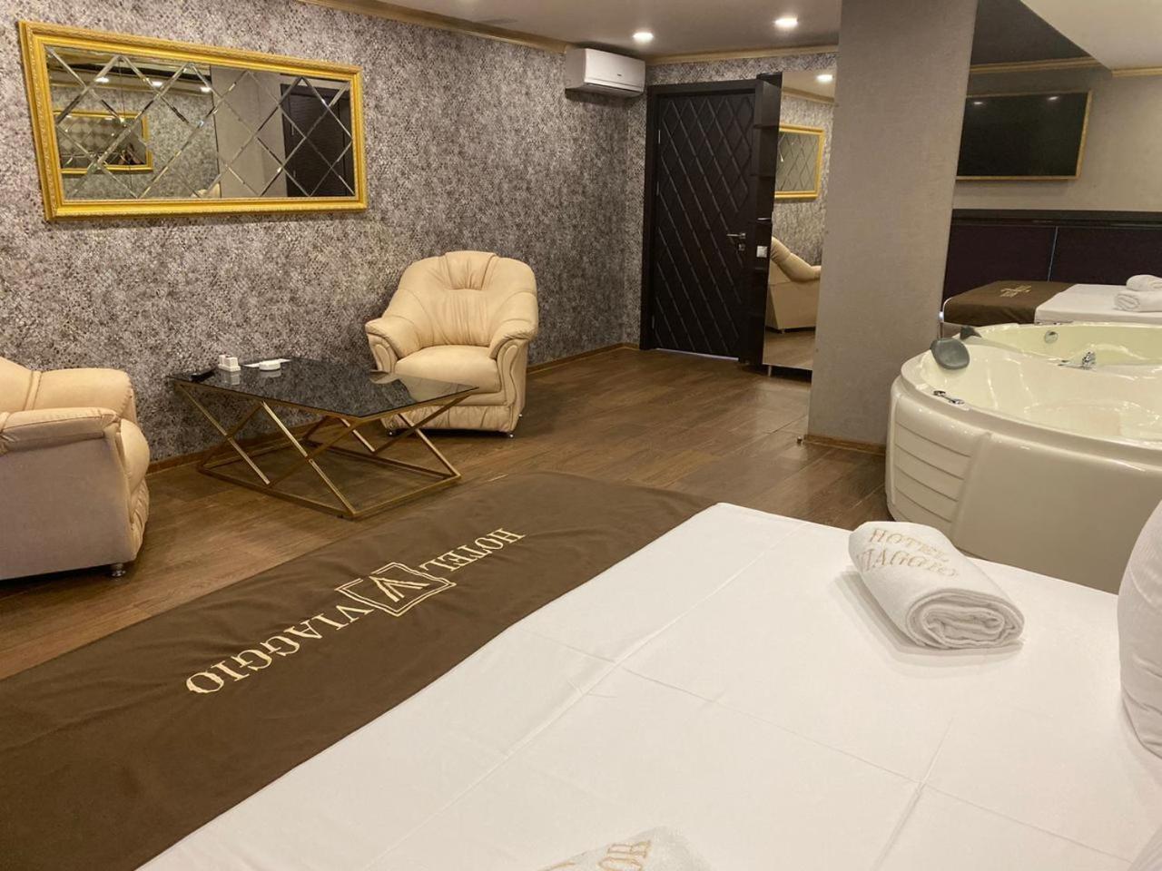 Vg Hotel Jereván Kültér fotó