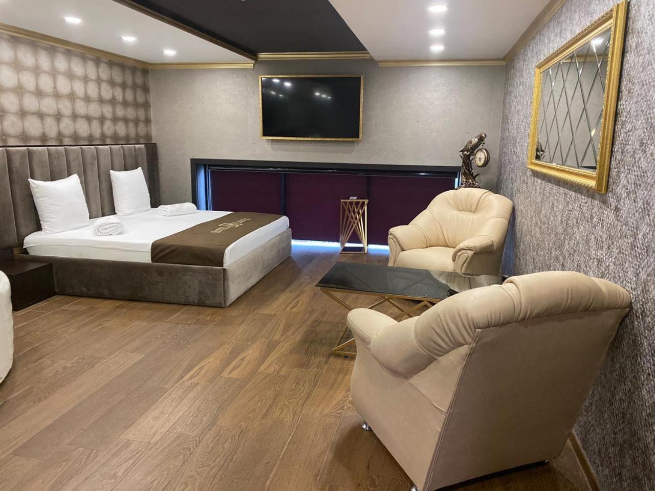 Vg Hotel Jereván Kültér fotó