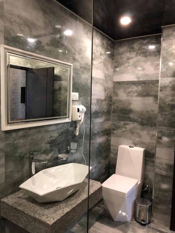 Vg Hotel Jereván Kültér fotó