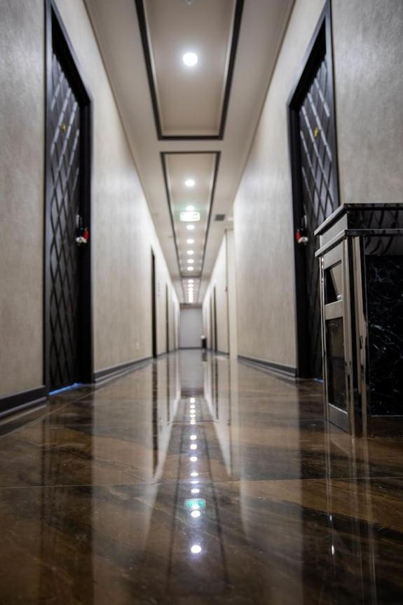 Vg Hotel Jereván Kültér fotó