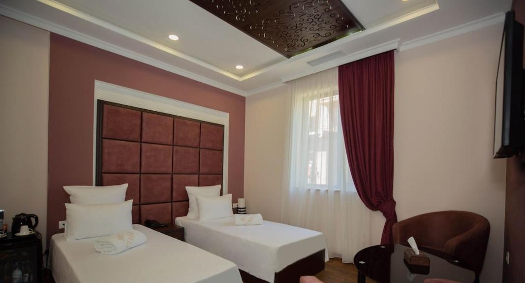 Vg Hotel Jereván Kültér fotó