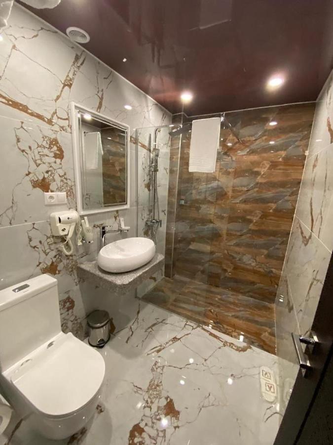 Vg Hotel Jereván Kültér fotó